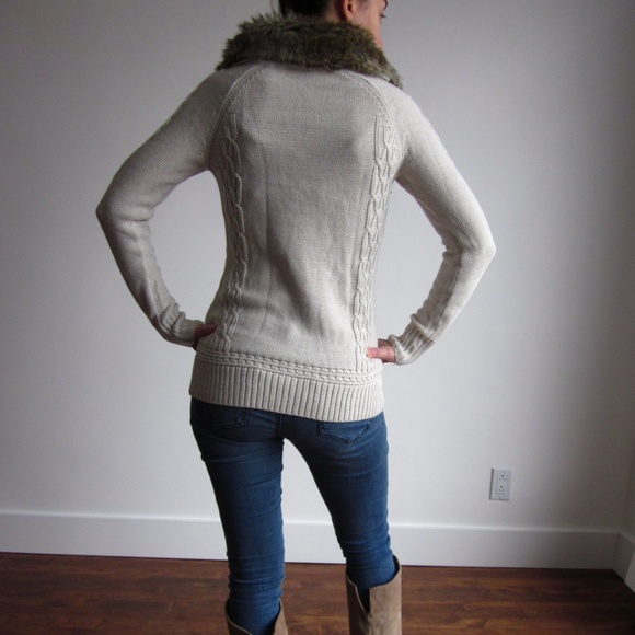 Simons Twik - Beige Knit Sweater - Picture 4 of 6